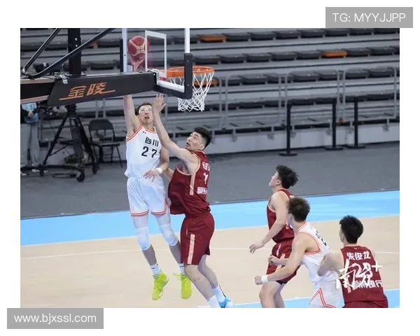 杭州篮球队荣登全国配合排行榜第二名展现团队实力与默契 杭州篮球队荣登全国配合排行榜第二名展现团队实力与默契