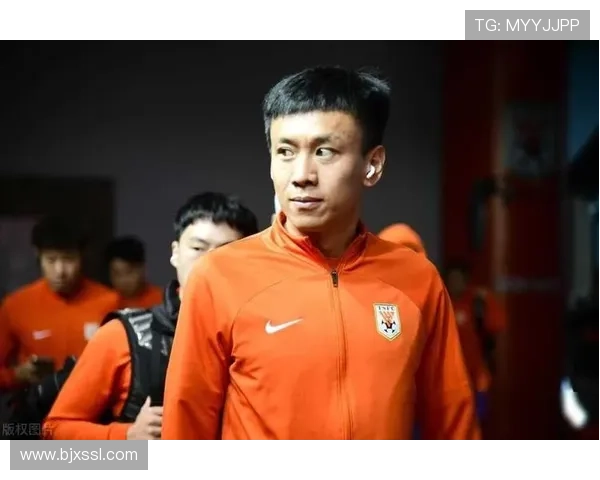 杭州篮球队在锦标赛中的强劲表现与战术分析探讨 杭州篮球队在锦标赛中的强劲表现与战术分析探讨